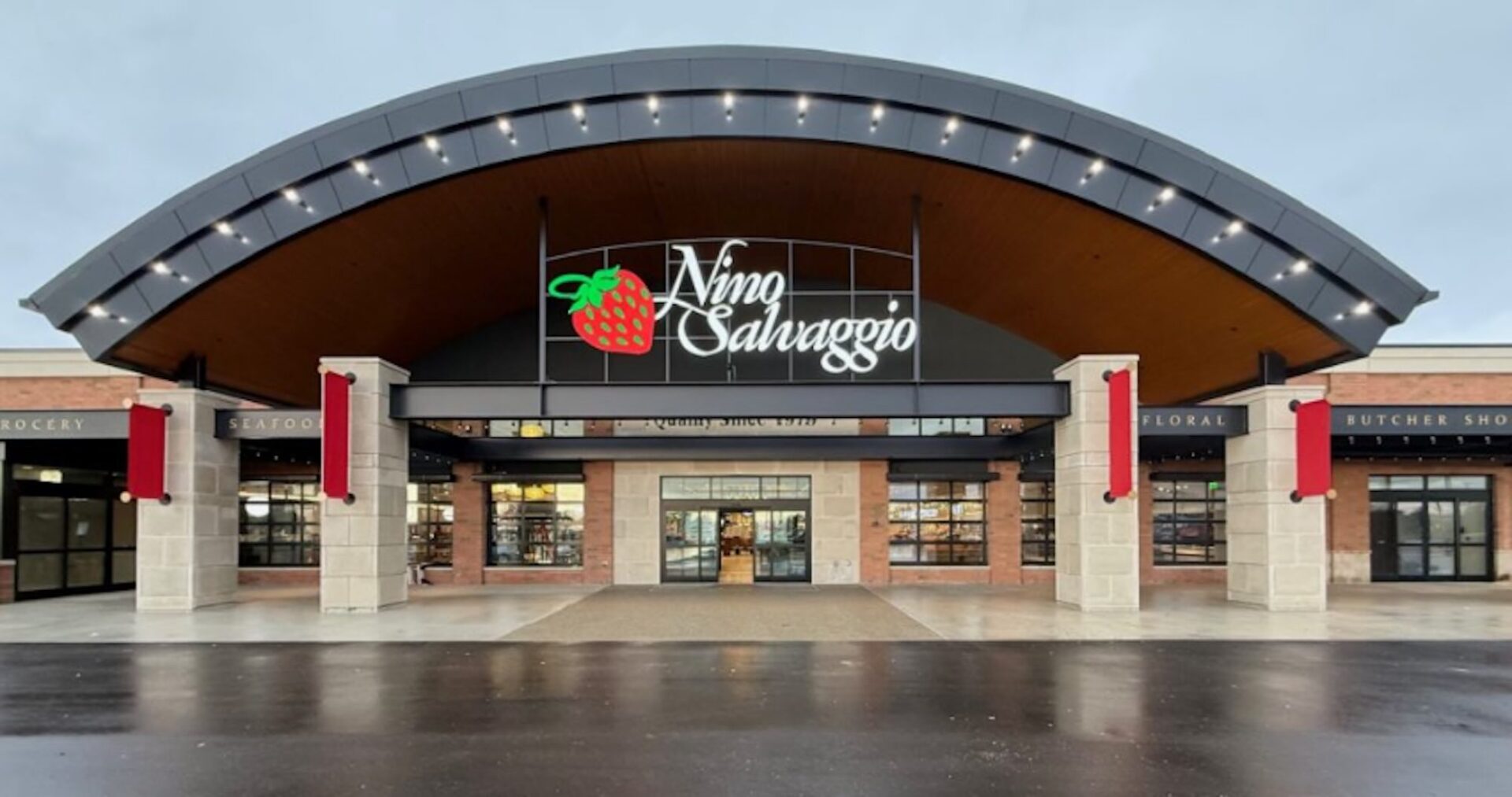 Nino Salvaggio, Livonia